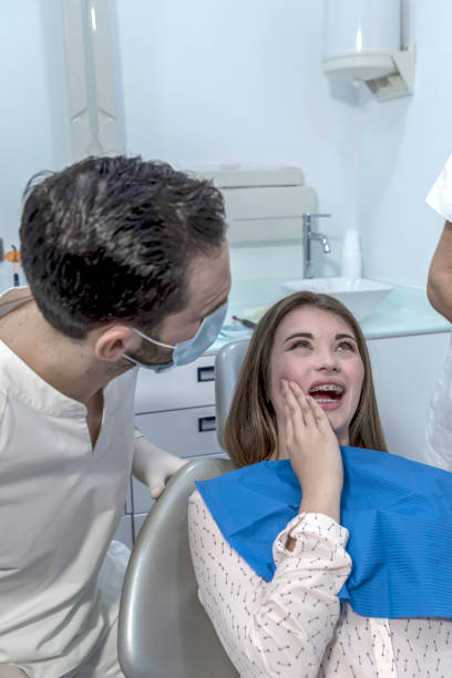 Best Orthodontic Emergency Dentist in Tower Lakes, IL